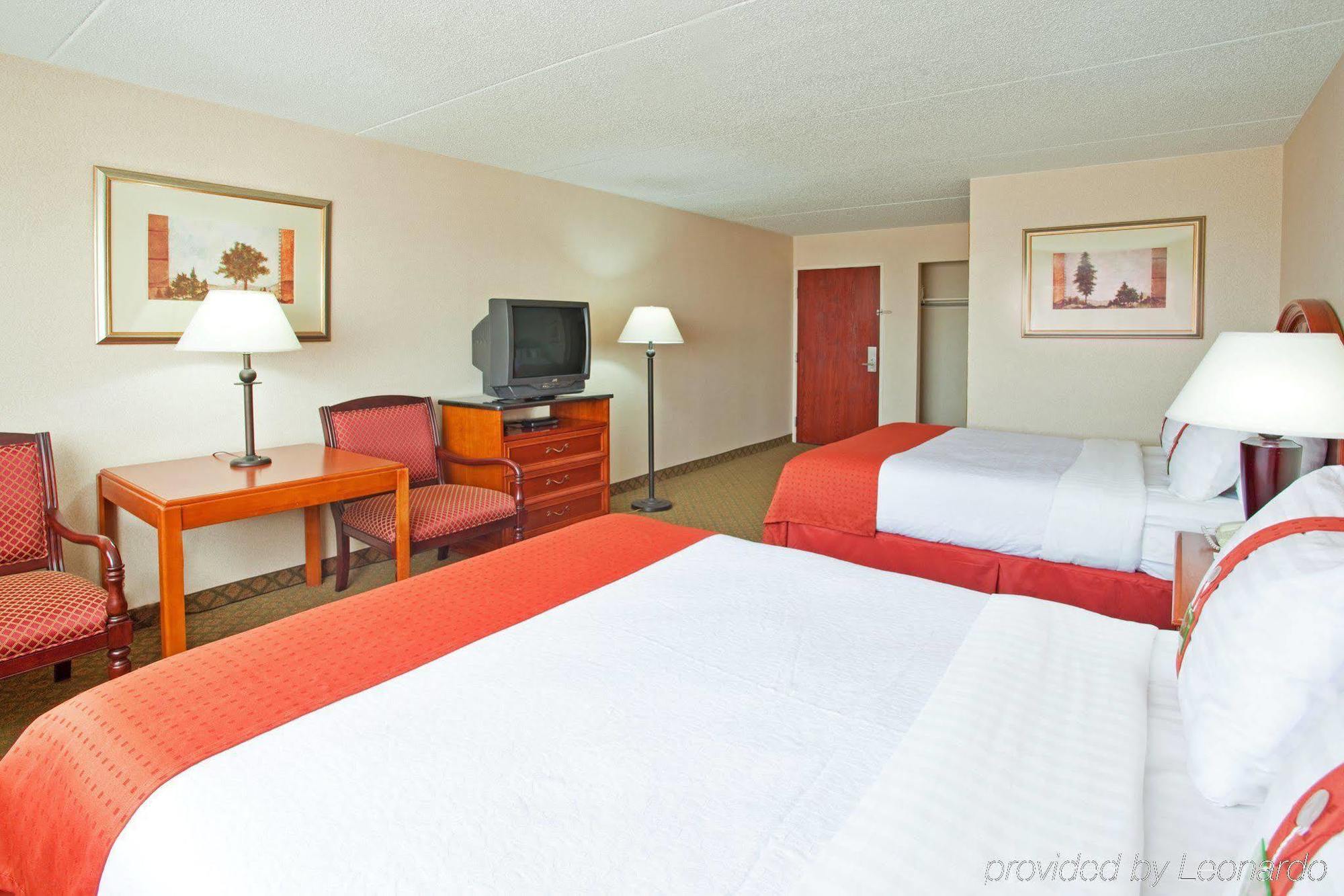 Delta Hotels By Marriott Muskegon Convention Center Szoba fotó